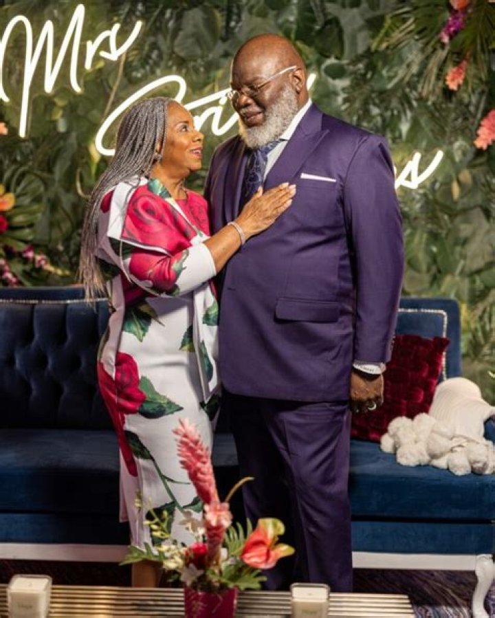 Bishop T.D. Jakes And Wife Of 40 Years File For Divorce