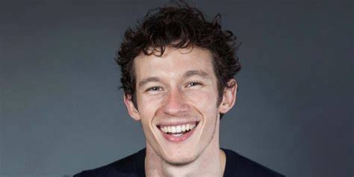 Cameron Robbie (Actor) Wiki, Bio, Age, Height, Weight, Girlfriend, Net Worth, Family, Facts ·