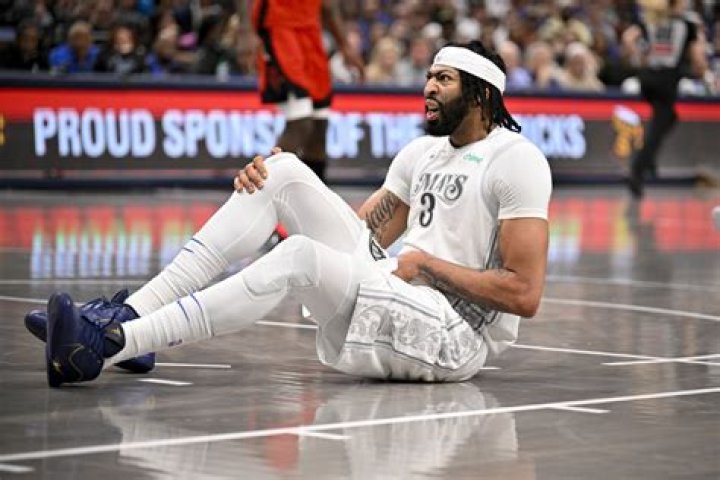 How Tall Is Anthony Davis? Shocking Facts!