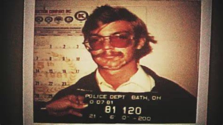 Jeffrey Dahmer's urn, glasses, Bible and letters among 'rarest true crime items' u ·