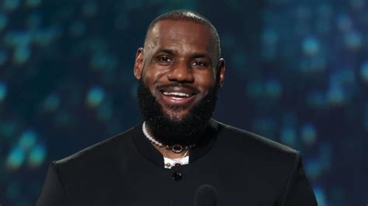 LeBron James confirms he'll play next season in ESPYs speech ·