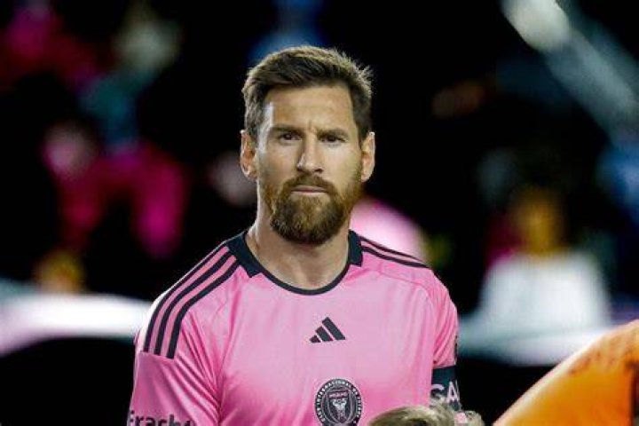 Messi's Wife: Uncovering Her Age And Influence