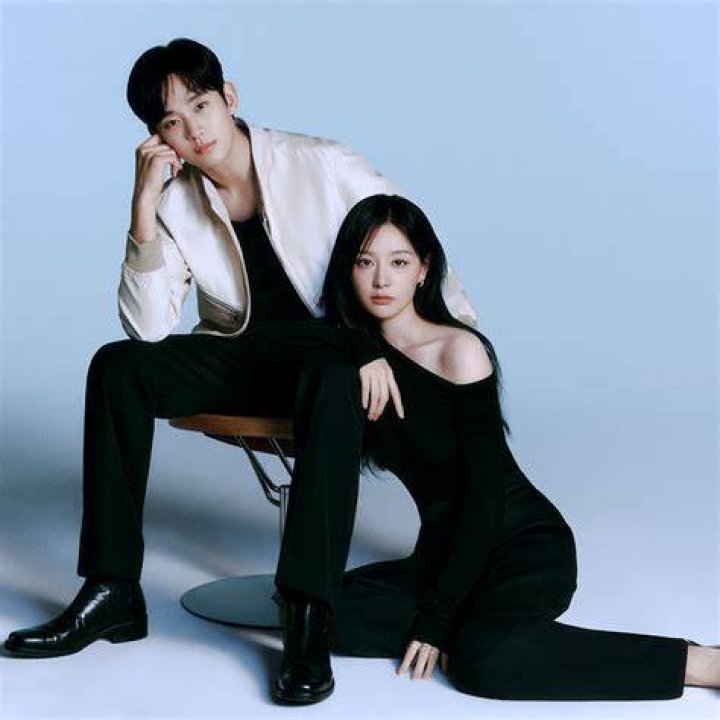 The Ultimate Guide To Kim Soo-hyun And Kim Ji-won's Relationship: Timeline, Rumors, And Facts