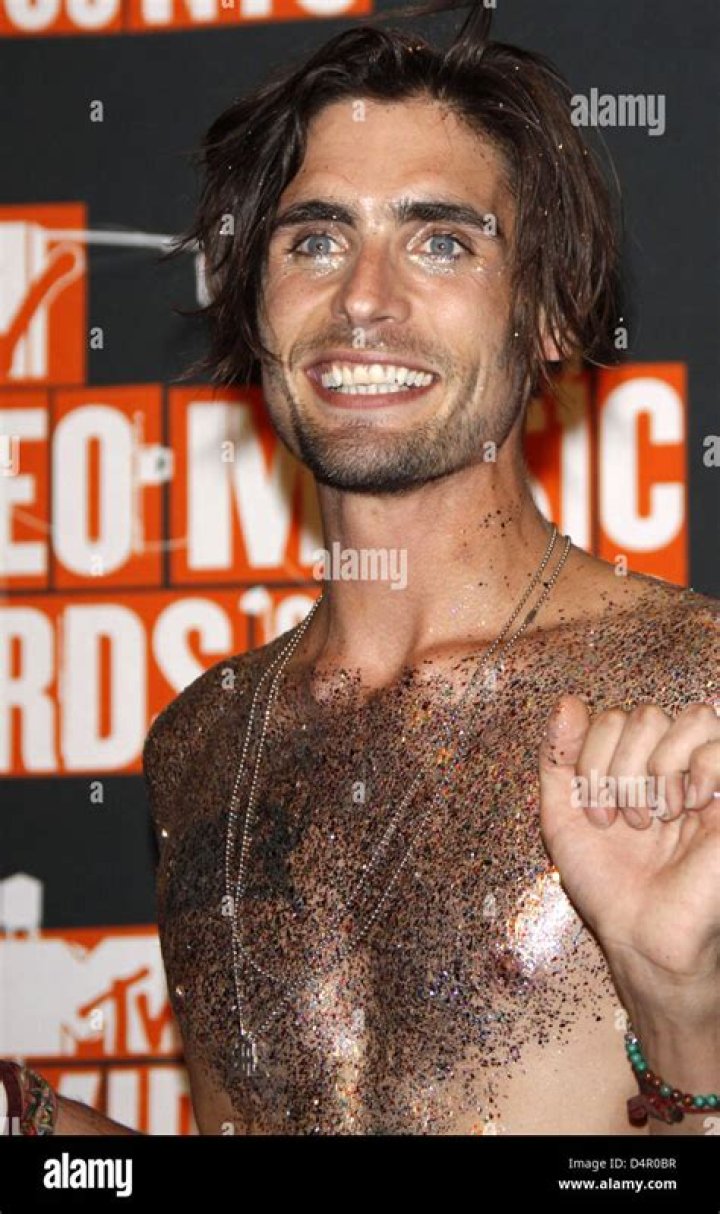 Tyson Ritter ·
