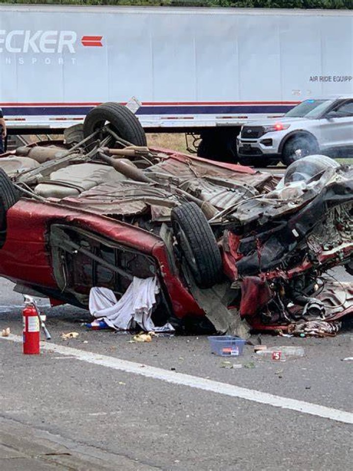 Warning: Graphic Content - Nikki Catsouras Fatal Crash Photos